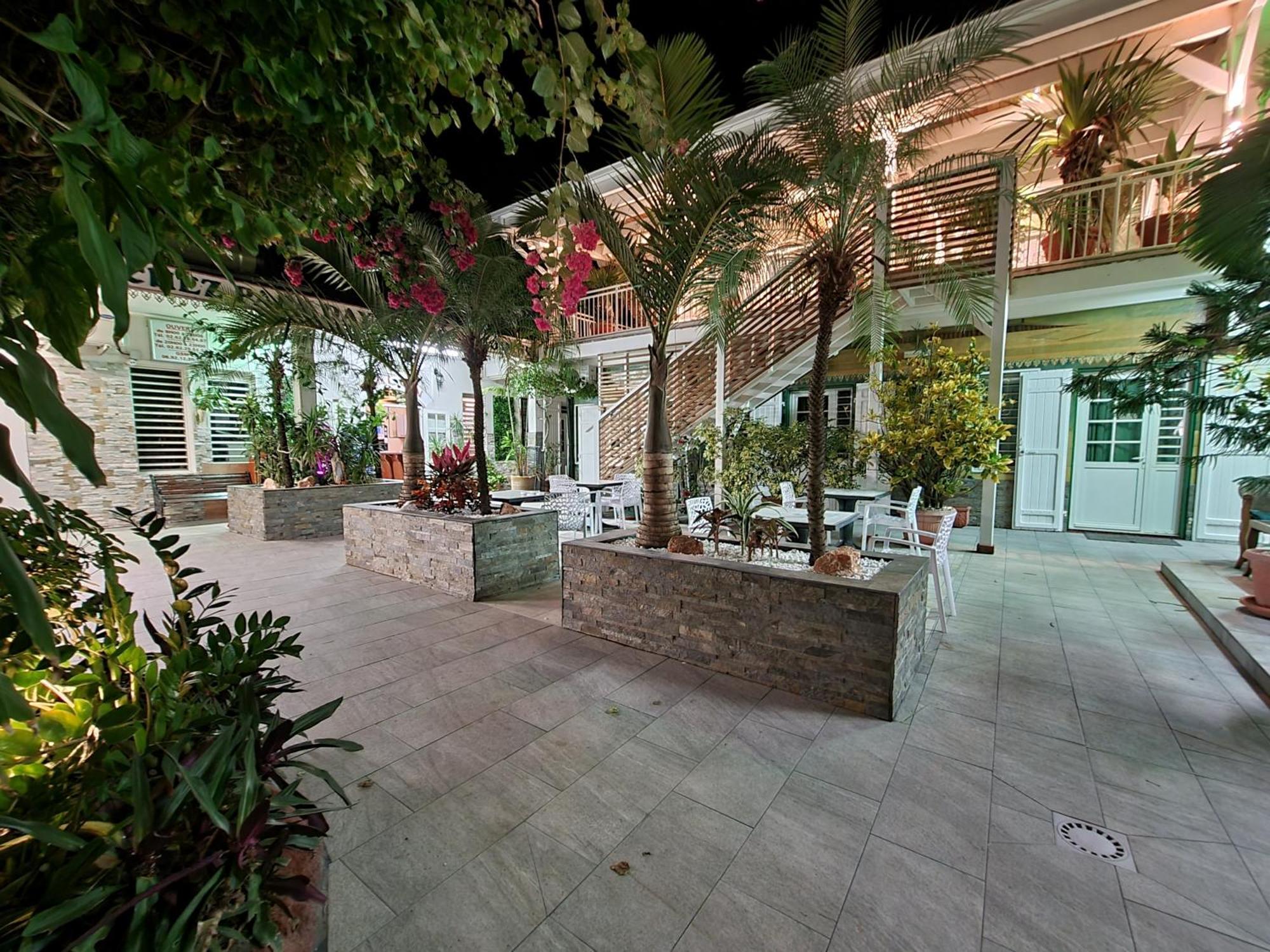 Hotel Chez Papa Daya Saint Pierre Ngoại thất bức ảnh