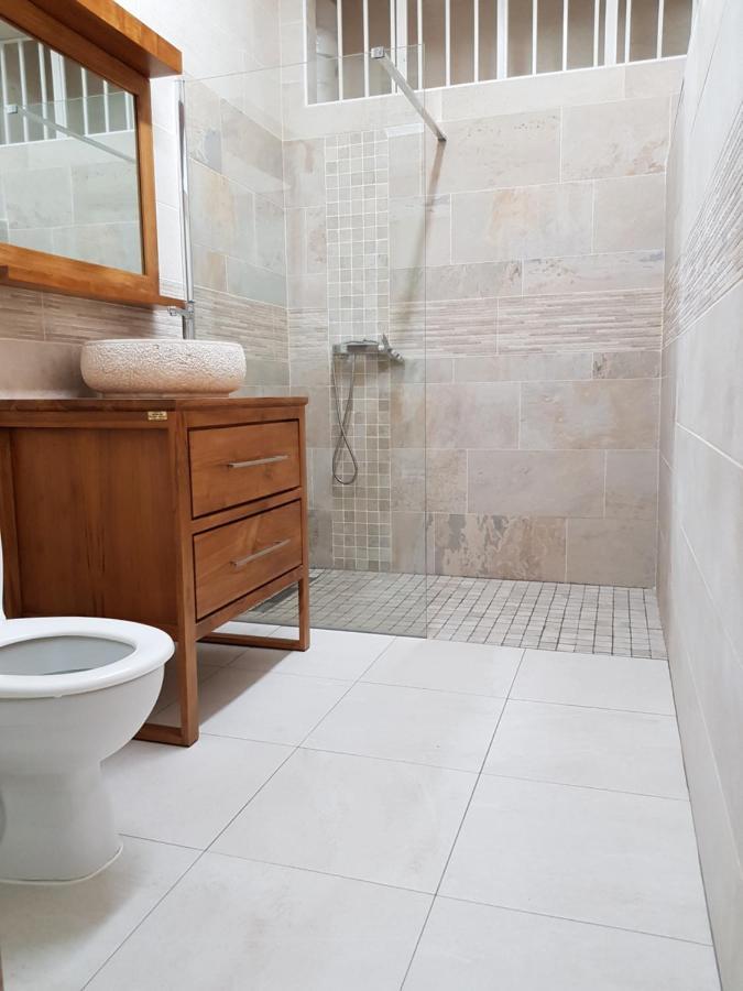 Hotel Chez Papa Daya Saint Pierre Ngoại thất bức ảnh